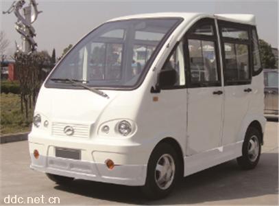  沃森封闭四轮电动巡逻车